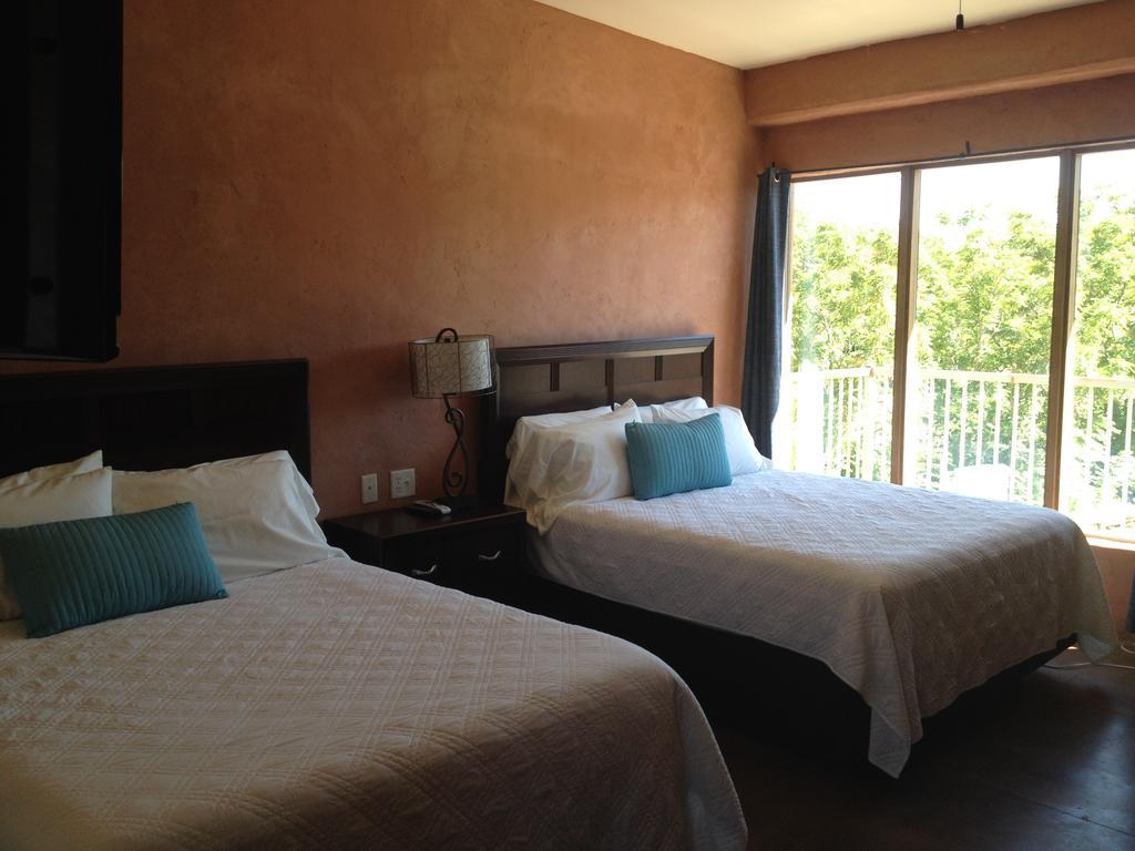 La Posada Pintada Bluff Room photo